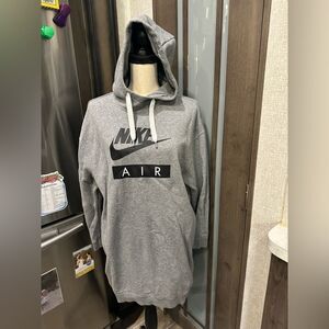 Nike Men's Gray Hoodie Sweater
